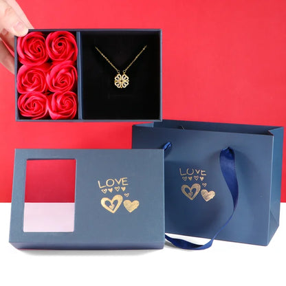 Collar Corazón de la Suerte con Caja