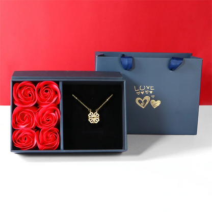 Collar Corazón de la Suerte con Caja